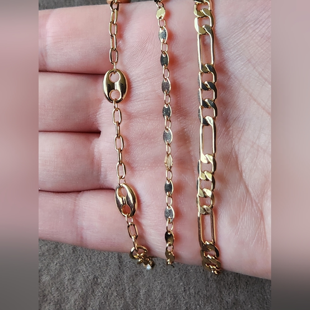 Bracelets Set Of 3 Gold Tone NWT